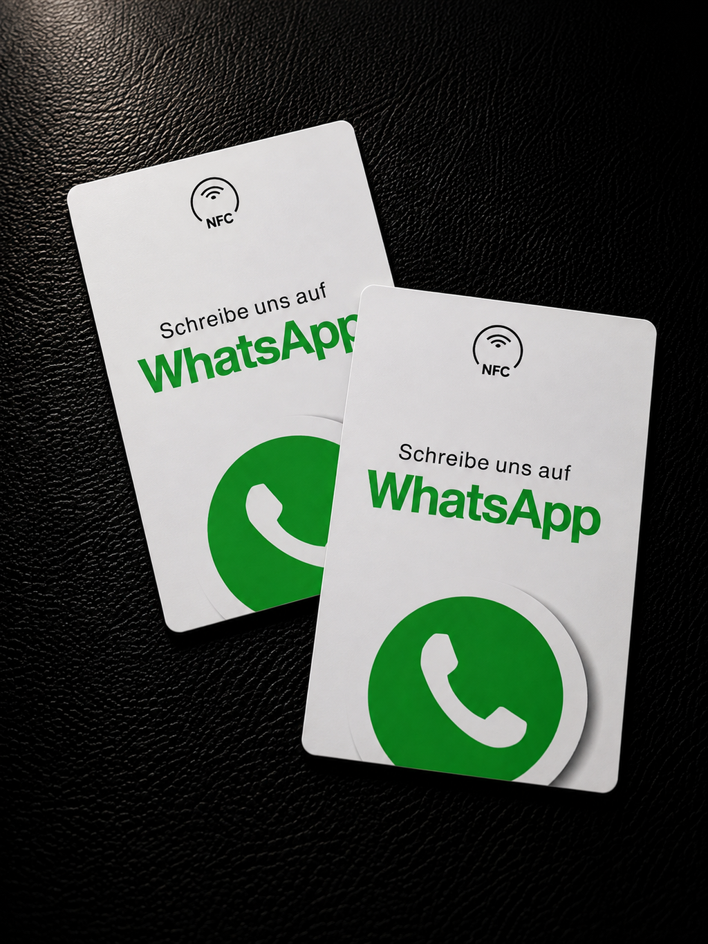 WhatsApp NFC Karte, weisses Design mit grünem WhatsApp Logo