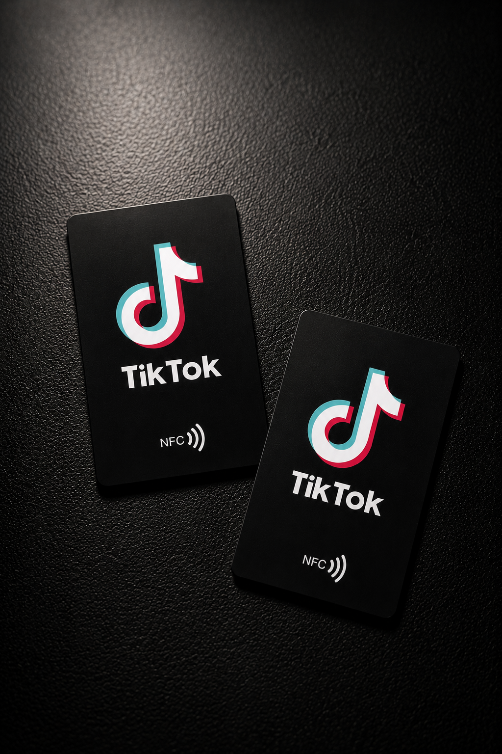 TikTok NFC Karte, schwarzes Design mit TikTok Logo